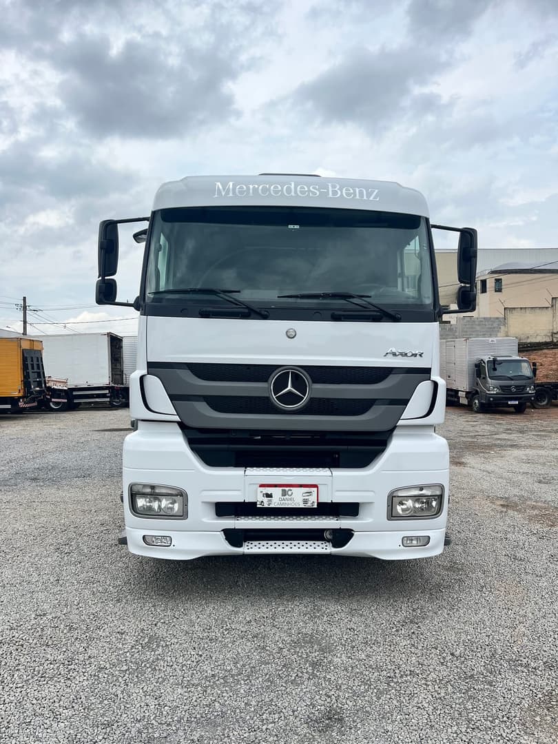 Mercedes Benz Axor 2544 6x2 Teto Baixo 2018, foto 4