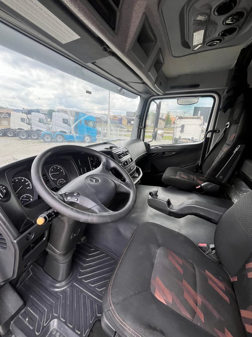 Mercedes Benz Axor 2544 6x2 Teto Baixo 2018, foto 11